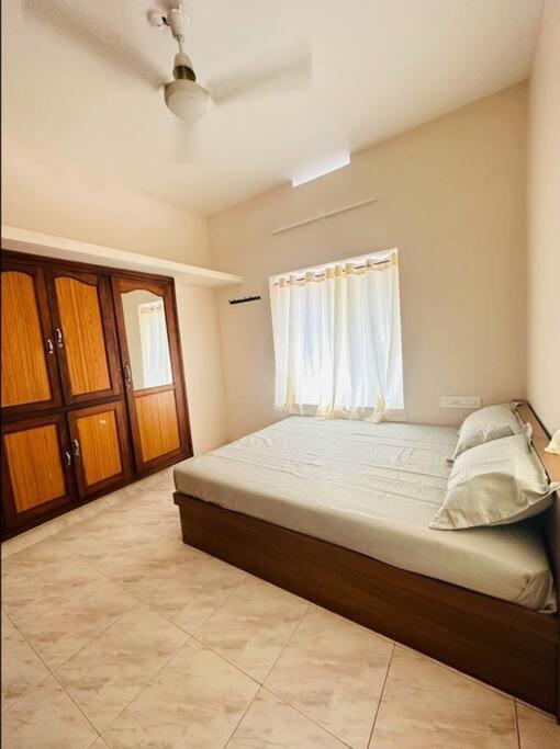 Home At Guruvayur 2 Ac Room,1 Single Bed,Kitchen Экстерьер фото