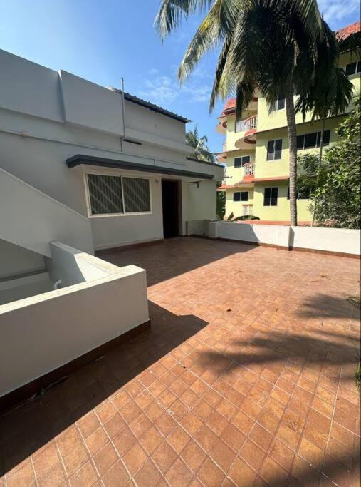 Home At Guruvayur 2 Ac Room,1 Single Bed,Kitchen Экстерьер фото